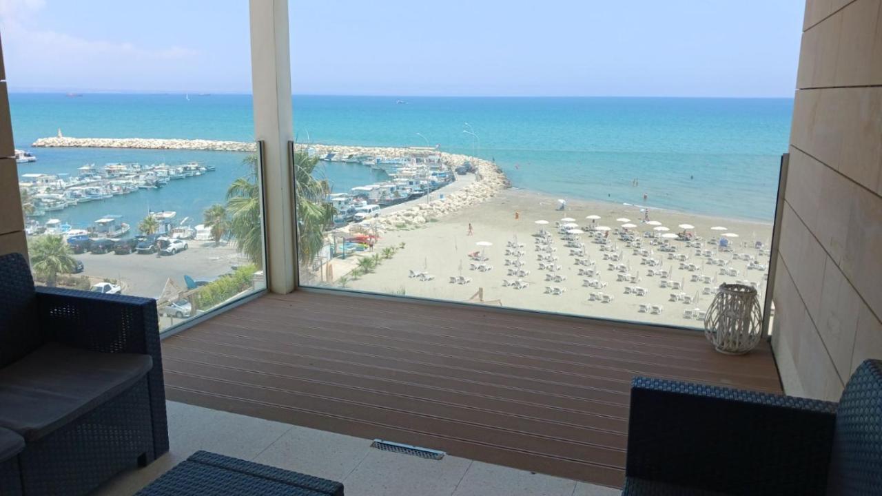 Lazuli Sea View Beachfront Ap 254 Appartement Larnaca Buitenkant foto