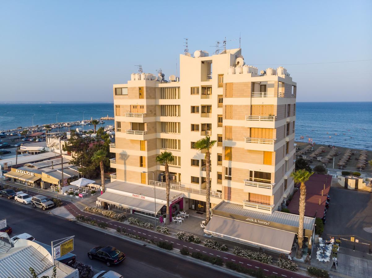 Lazuli Sea View Beachfront Ap 254 Appartement Larnaca Buitenkant foto